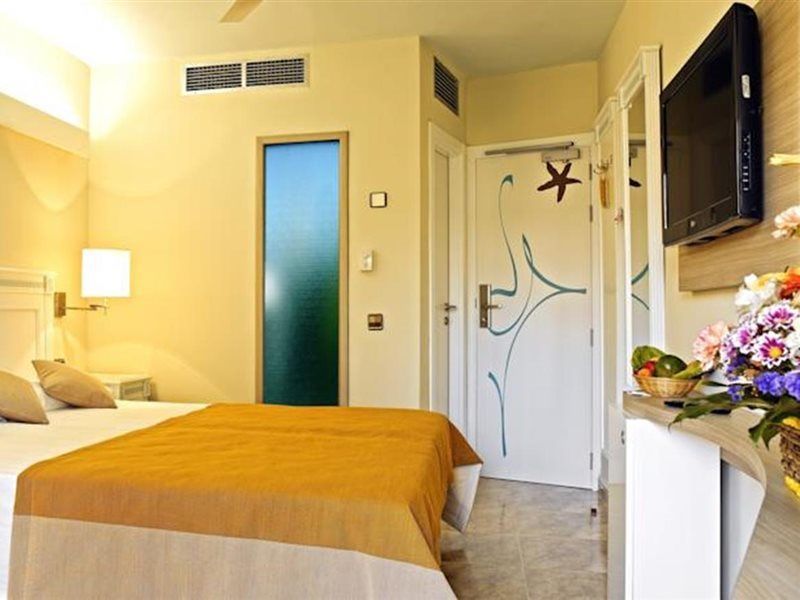 Hotel Bahia del Sol Santa Ponsa Exterior foto
